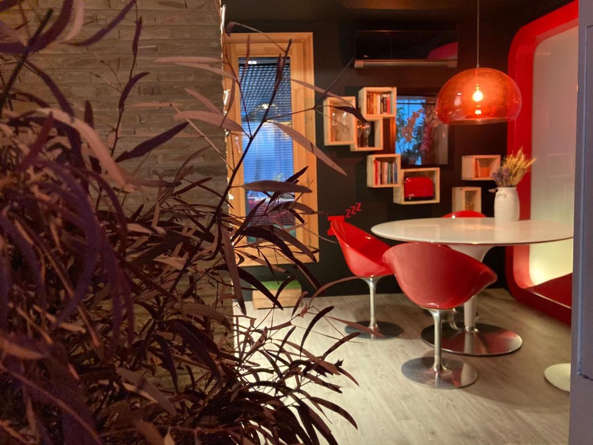 Zrooms&Suites Hostel Boutique سرقسطة المظهر الخارجي الصورة